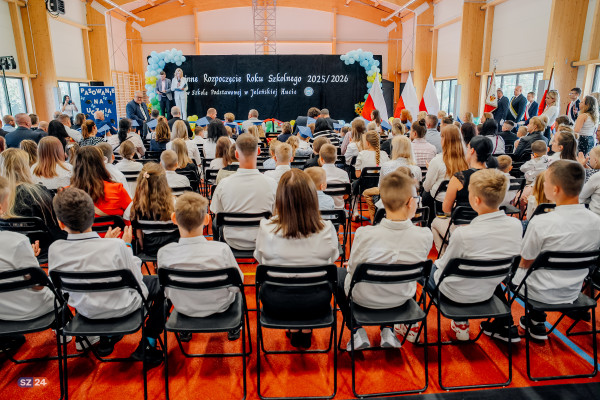 Fotorelacja - Otwarcie I Hali Olimpia w Jeleńskiej Hucie