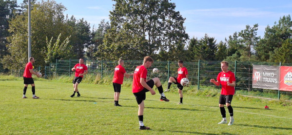 Czas na mobilizację! Iskra Szemud po porażce zmierzy się z Liderem Dębogórze.